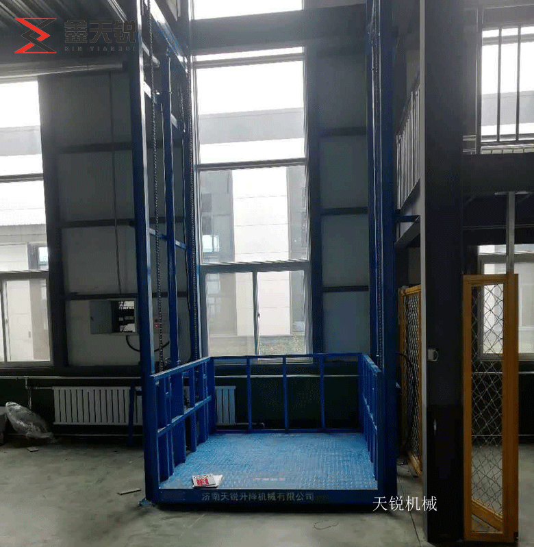 新乡导轨式升降机验收合格